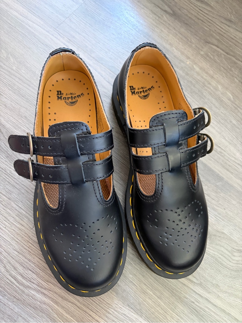 NWOT Dr. Martens SMOOTH LEATHER MARY JANE SHOES - Picture 2 of 7